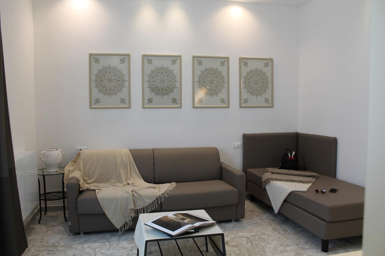 Flos Guest House Lucera Esterno foto