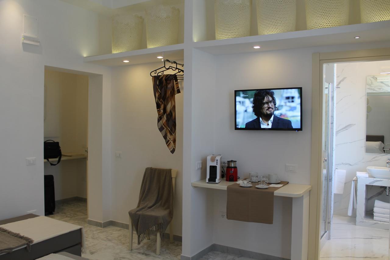 Flos Guest House Lucera Esterno foto