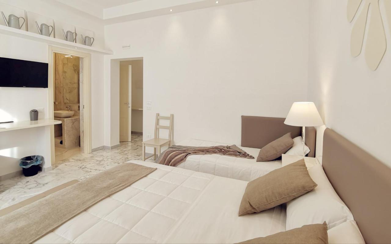 Flos Guest House Lucera Esterno foto