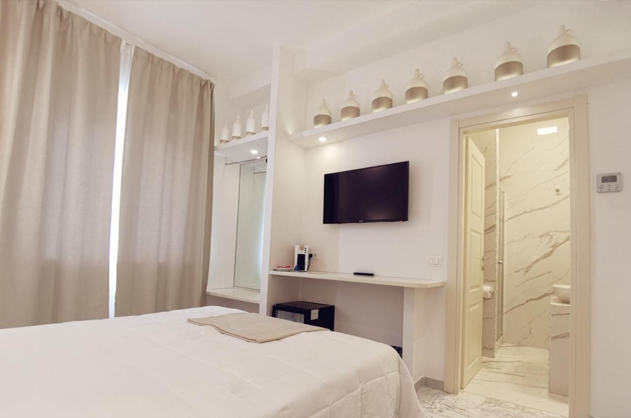 Flos Guest House Lucera Esterno foto