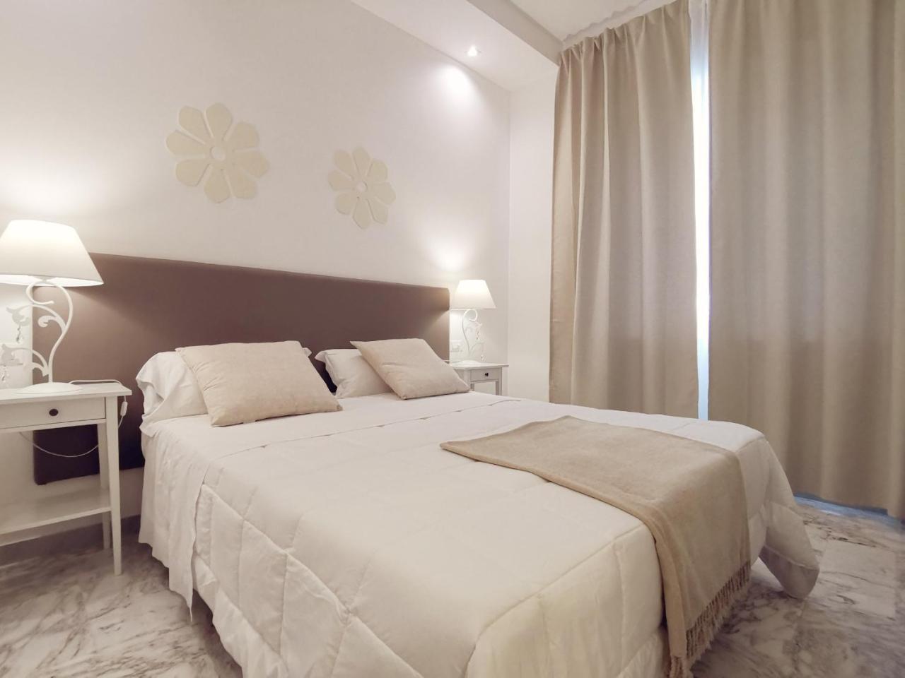 Flos Guest House Lucera Esterno foto