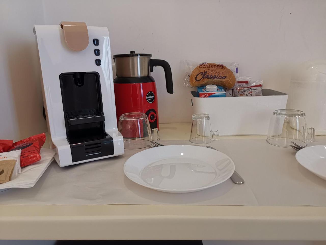 Flos Guest House Lucera Esterno foto